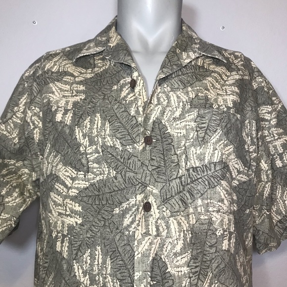 L.L. BEAN Men’s Tropical Print Button Down Short Sleeve Size Medium Regular - Picture 2 of 7
